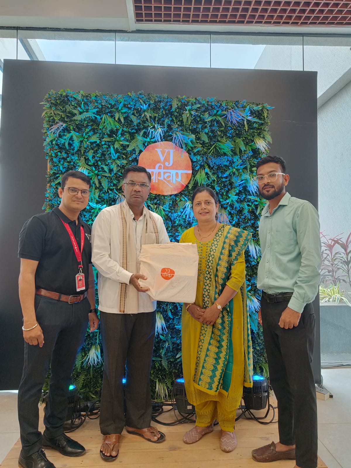 RealtyRoof Property Site Visits